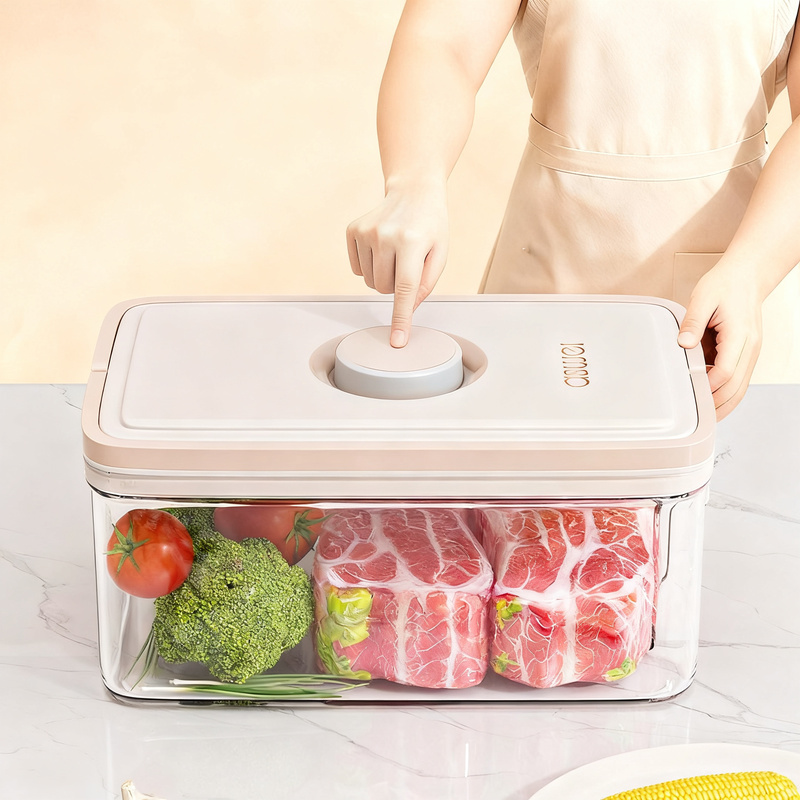 Refrigerator storage box with micro-vacuum, 3.6 L