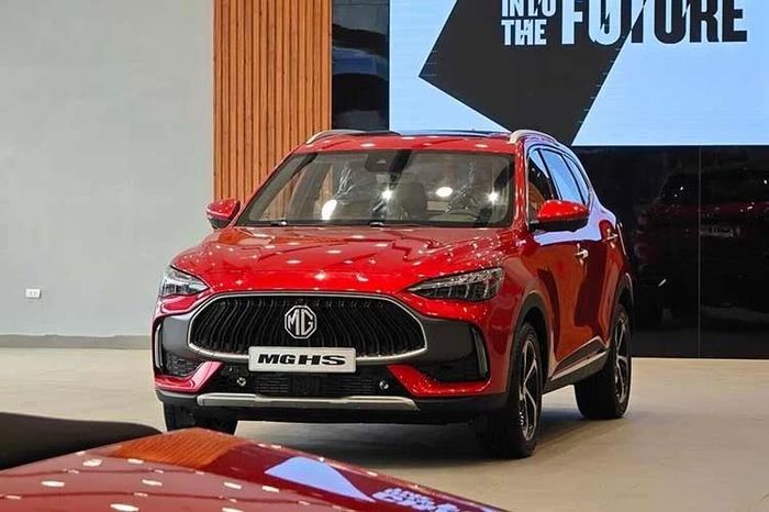 MG HS giảm giá mạnh tay, lên tới gần 200 triệu đồng tại đại lý Việt - Báo Tri thức &amp; Cuộc sống