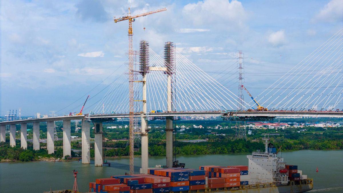 Cây cầu người dân miền Tây mong chờ bắt đầu hợp long - Tạp chí Tri thức