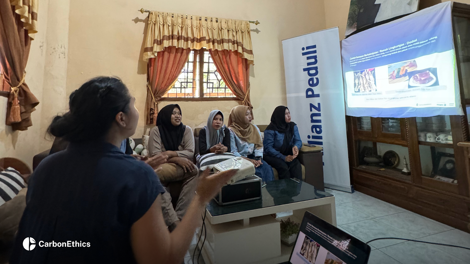 Training and education session on sustainable products for KAWANIBU.