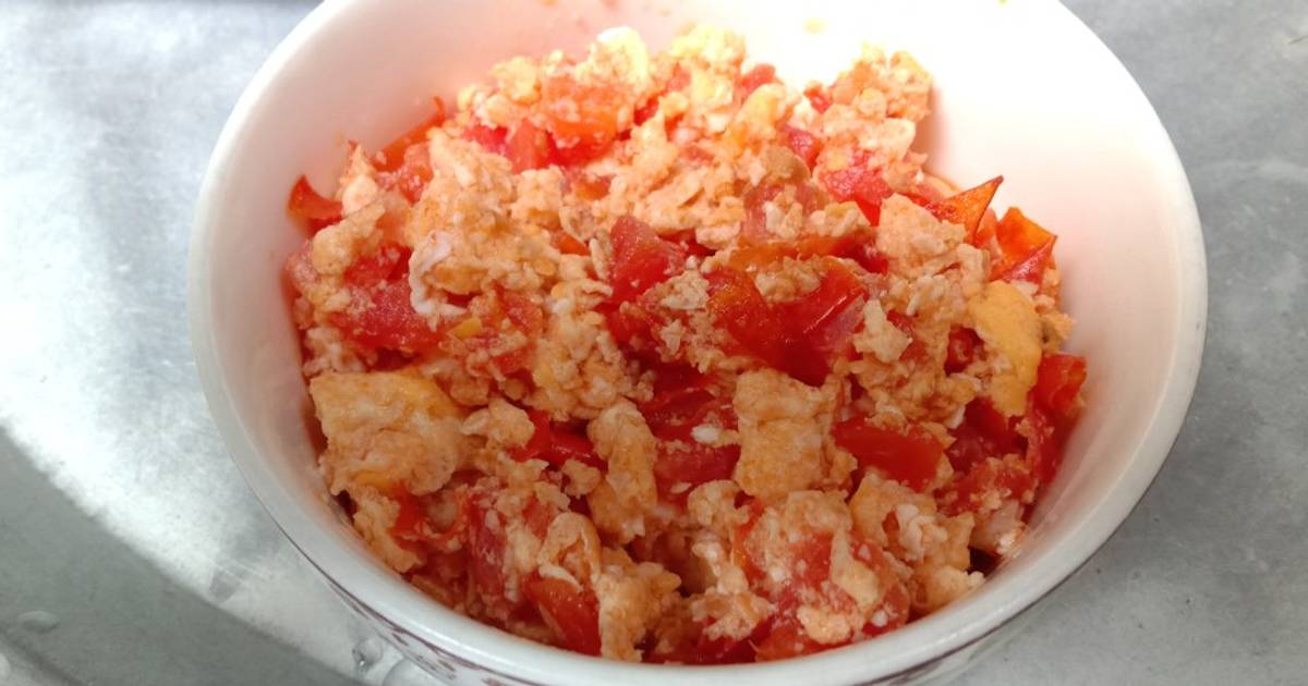 Trứng xào cà chua
