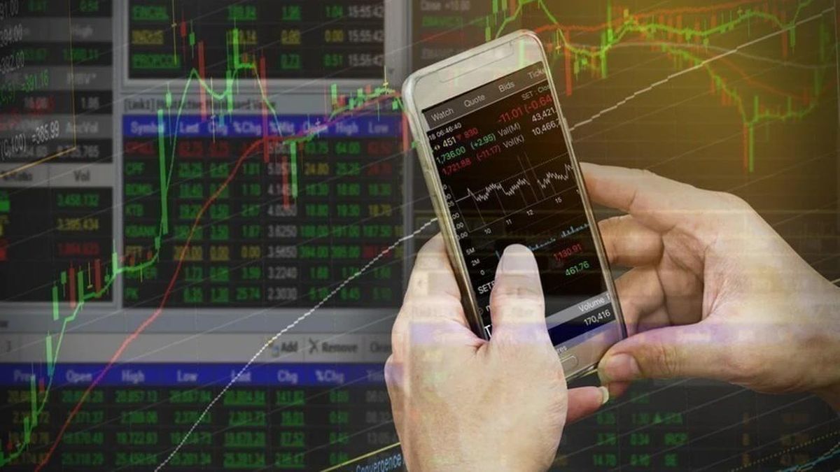 Cổ phiếu bất động sản gây áp lực, VN-Index giảm điểm - Đài Phát thanh và truyền hình Hà Nội