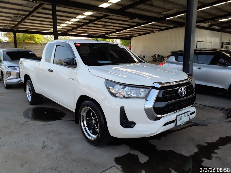 TOYOTA HILUX REVO