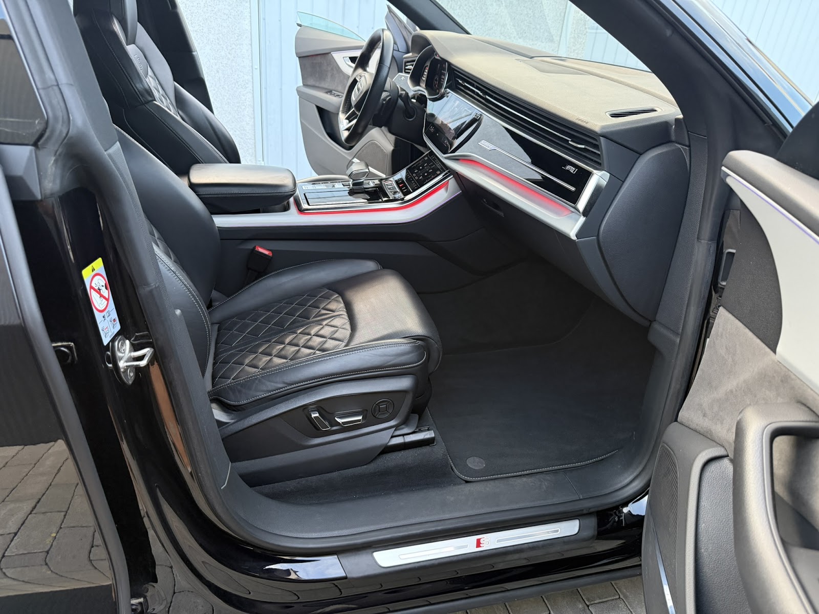 Audi SQ8 4.0 V8 TDI * HeadUp * B&O * Pano * 22″ – Bild 12