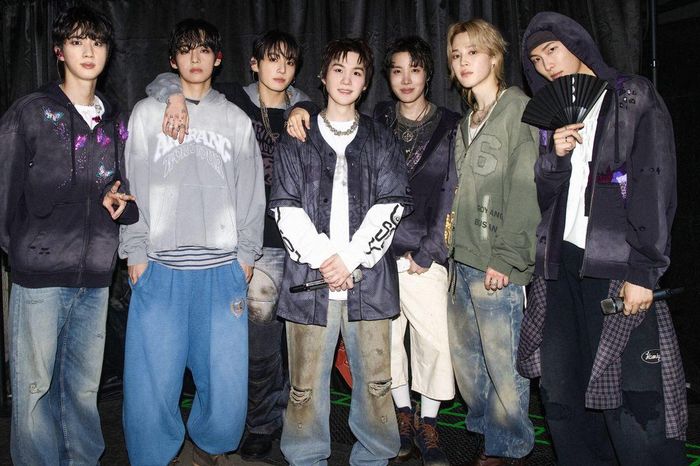 BTS nên dừng lại với Jin - Tạp chí SaoStar