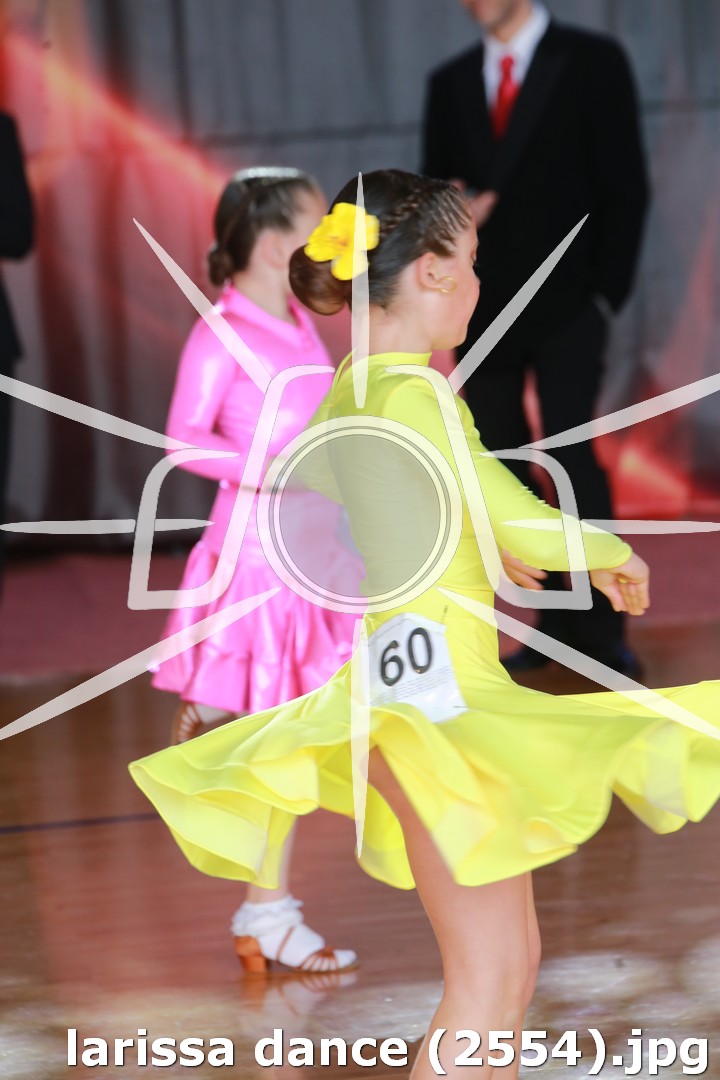 larissa dance (2554).jpg