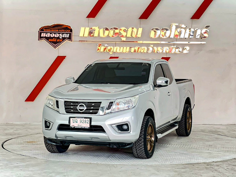 NISSAN NAVARA