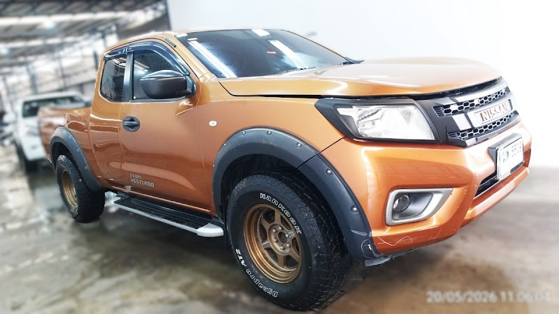 NISSAN NAVARA