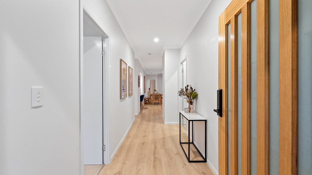 32 Laguna Avenue, Redlynch - Thumbnail 5