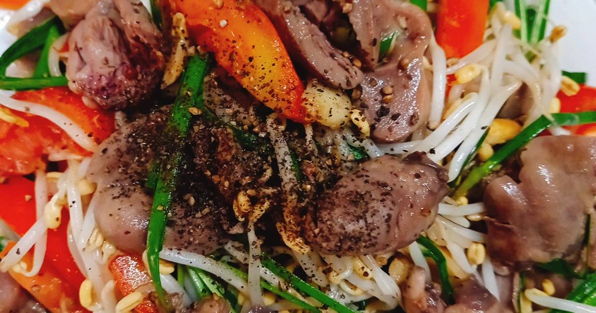 Tim gà xào giá hẹ