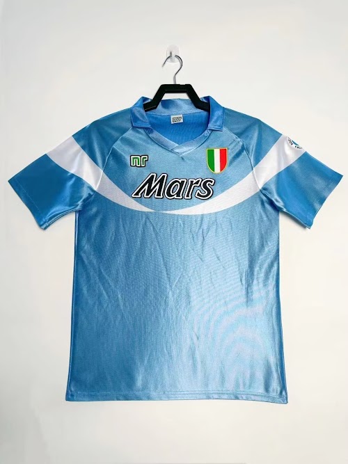 Equipación local del Nápoles 1990-91.jpeg