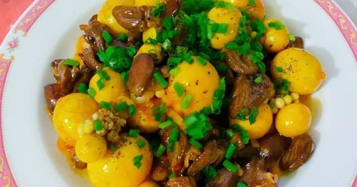 Trứng gà non và tim gà rim mặn ngọt
