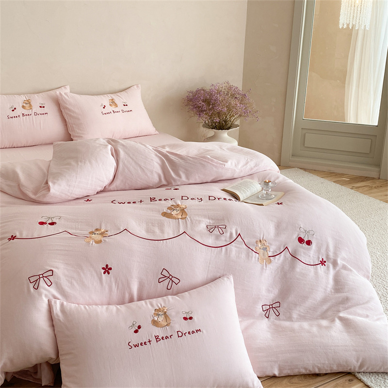 Bedding set made of double-layer cotton gauze, child-friendly