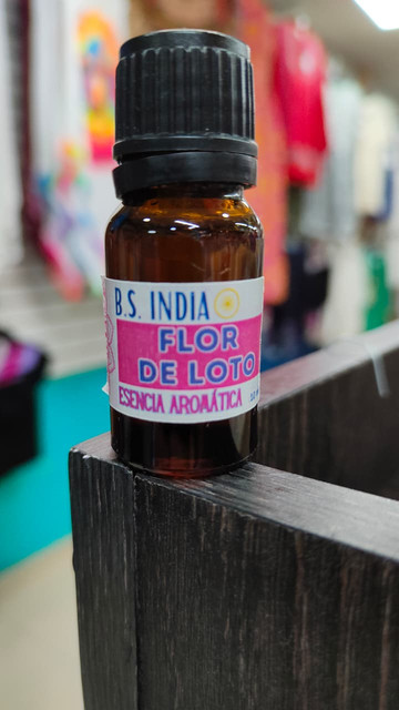 Esencia de Flor de Loto