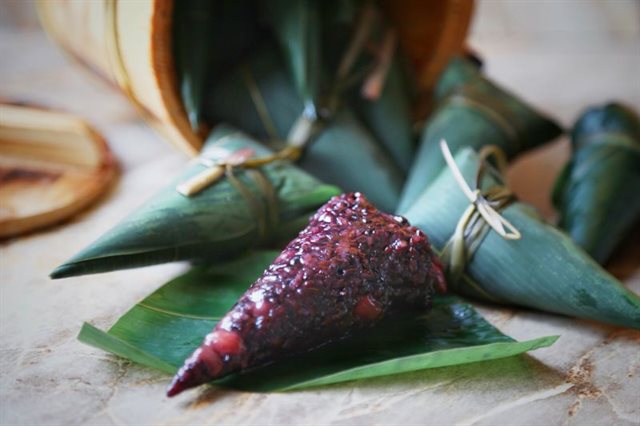 Bánh Nếp Cẩm