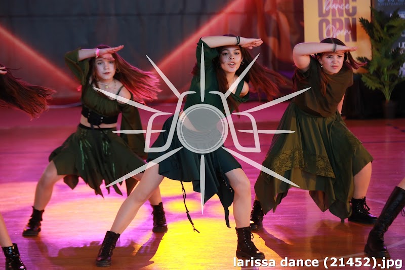 larissa dance (21452).jpg