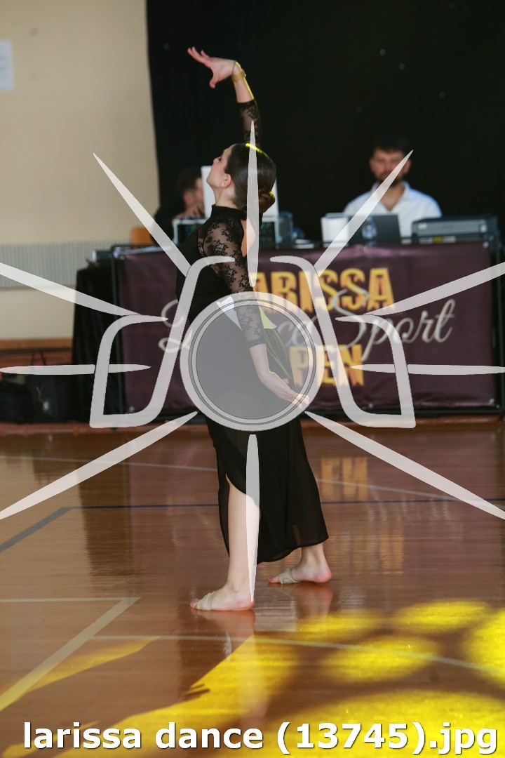 larissa dance (13745).jpg