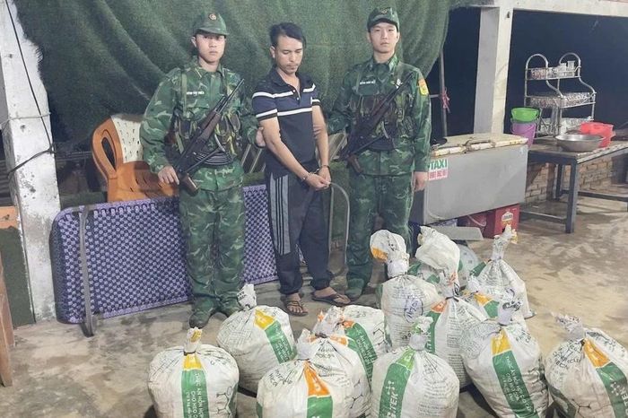 Gần 360 kg thuốc nổ cất giấu trong quán hải sản - Báo Tri thức &amp; Cuộc sống