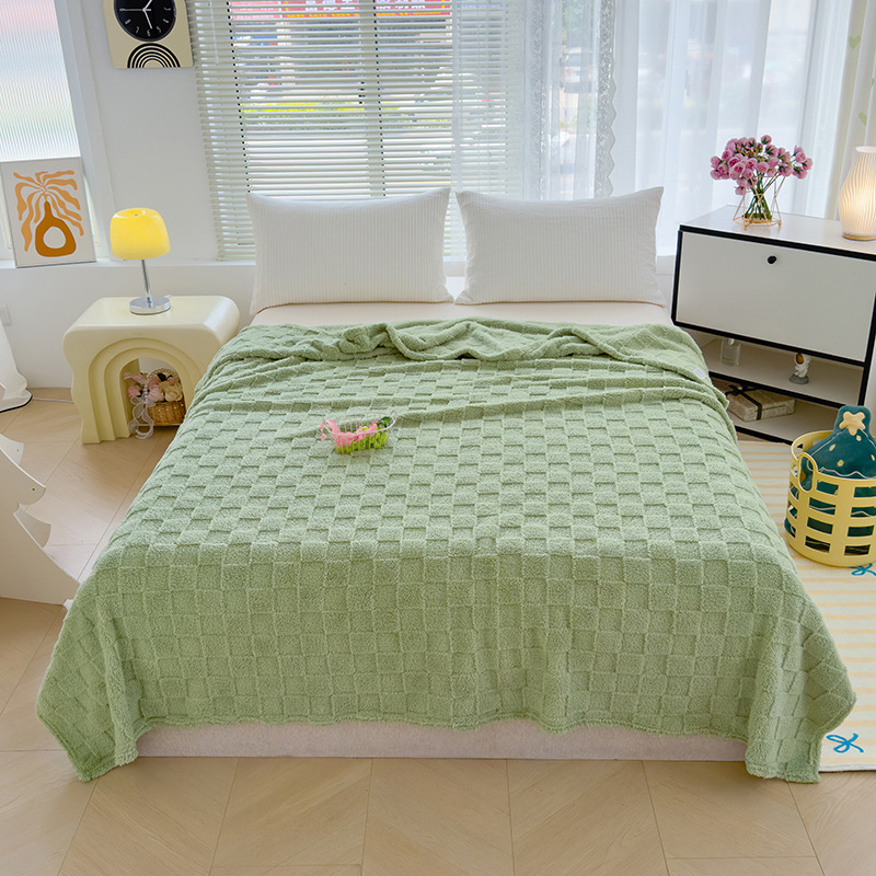 Jacquard-Korallenfleece-Decke mit Schachbrettmuster