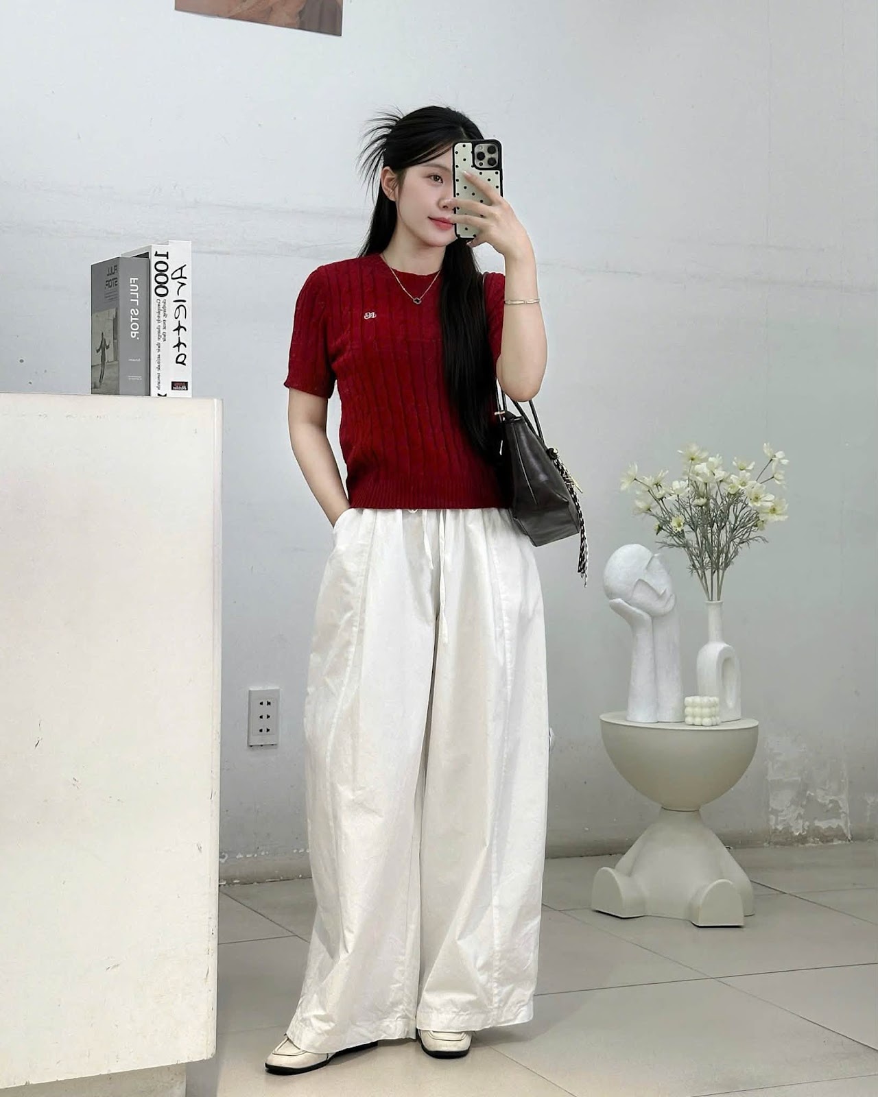 áo len vặn thừng trơn thêu chữ NB XONXEN SHOP 092 – Image 2