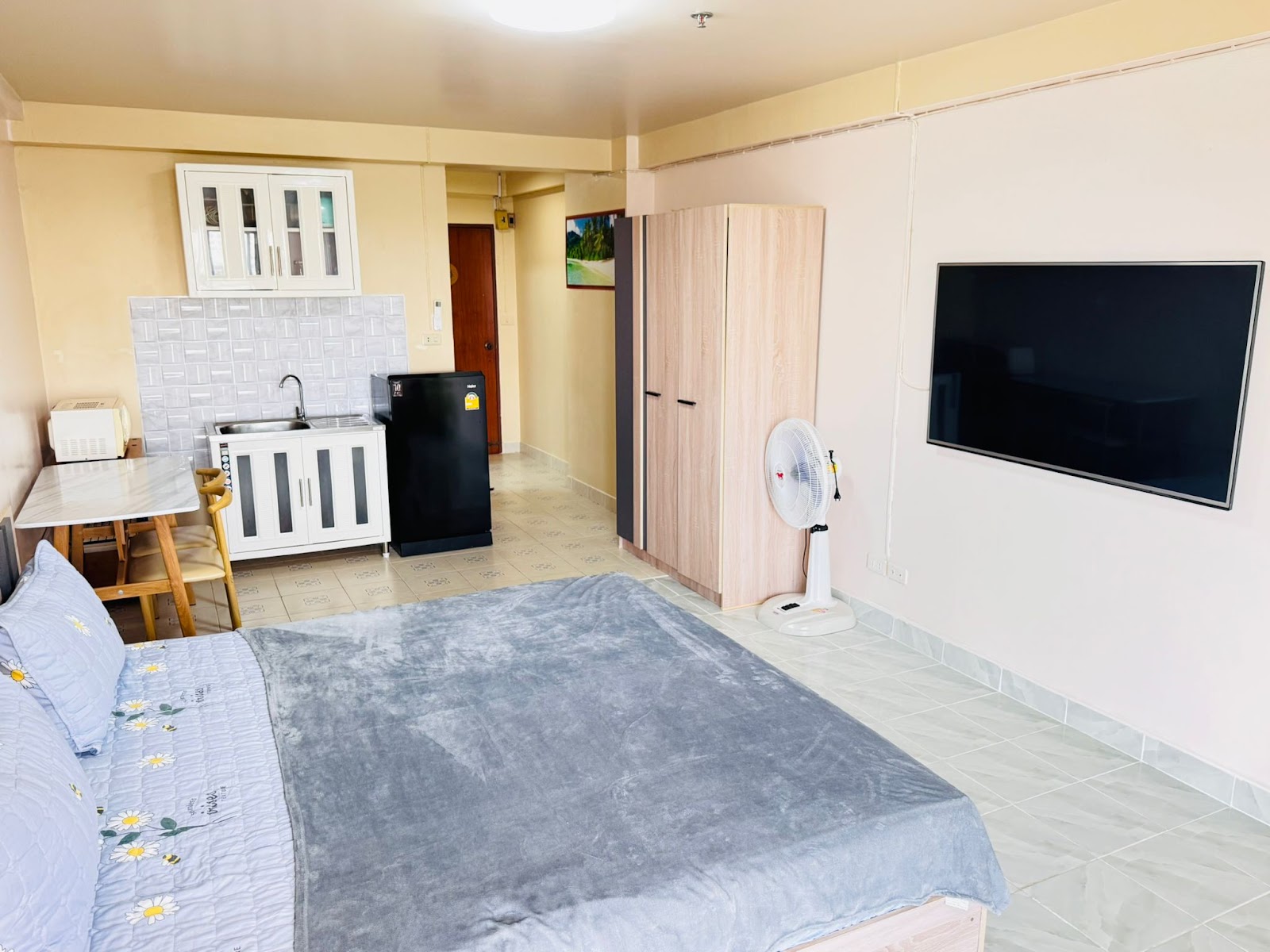 Laguna Heings - 2 Bed, Floor 7 6
