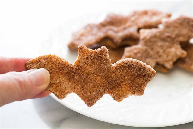 Snack Bánh Mì Nướng Bơ Đường Quế