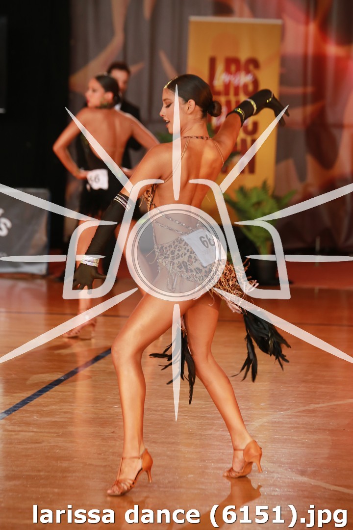 larissa dance (6151).jpg