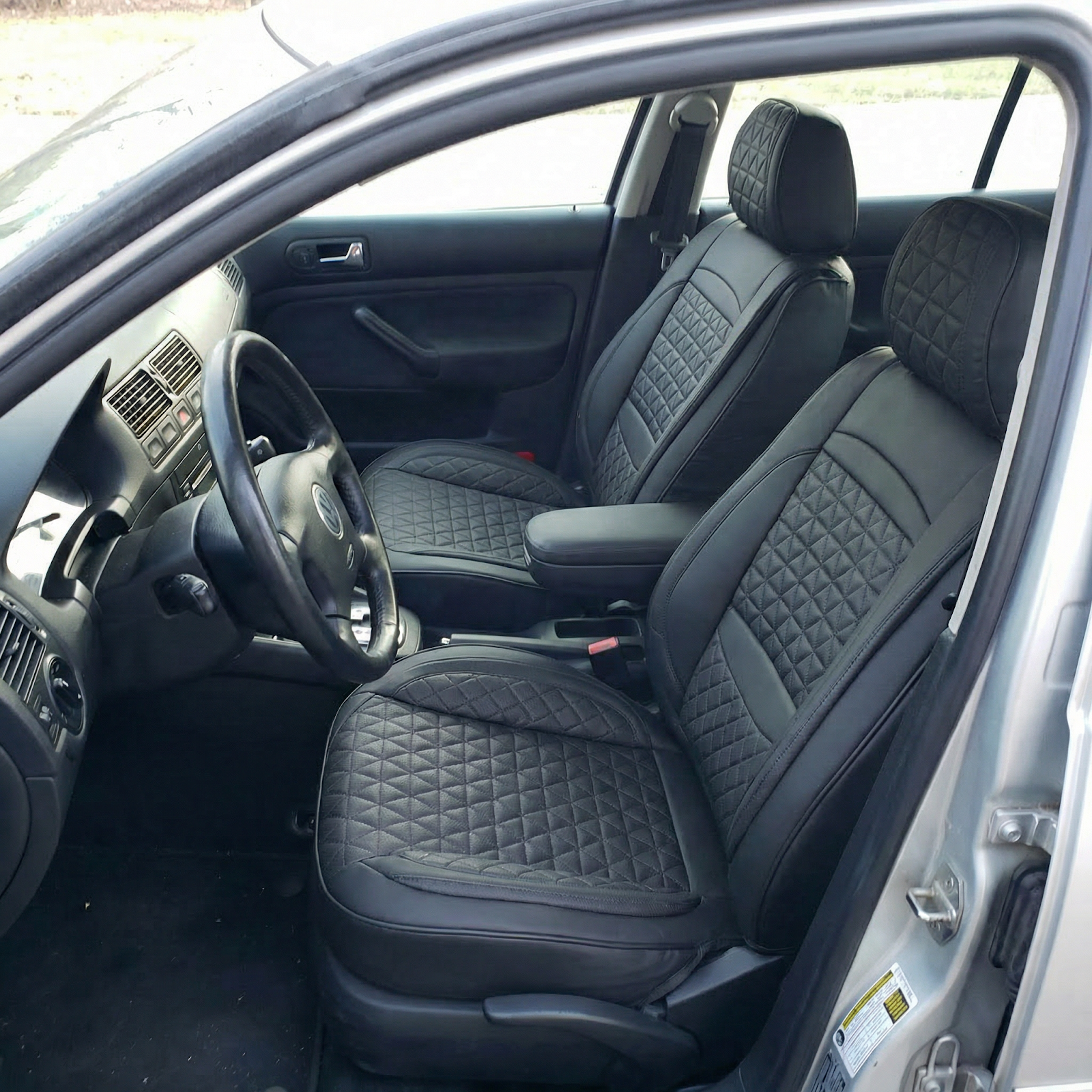 Premium seat cover for Volkswagen Jetta