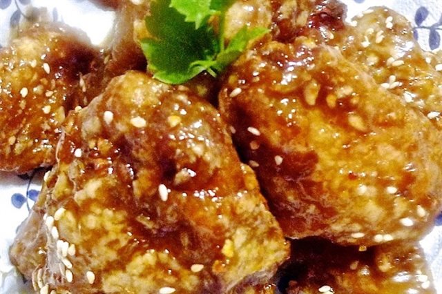 Cánh Gà Chiên Sốt Cay Ngọt