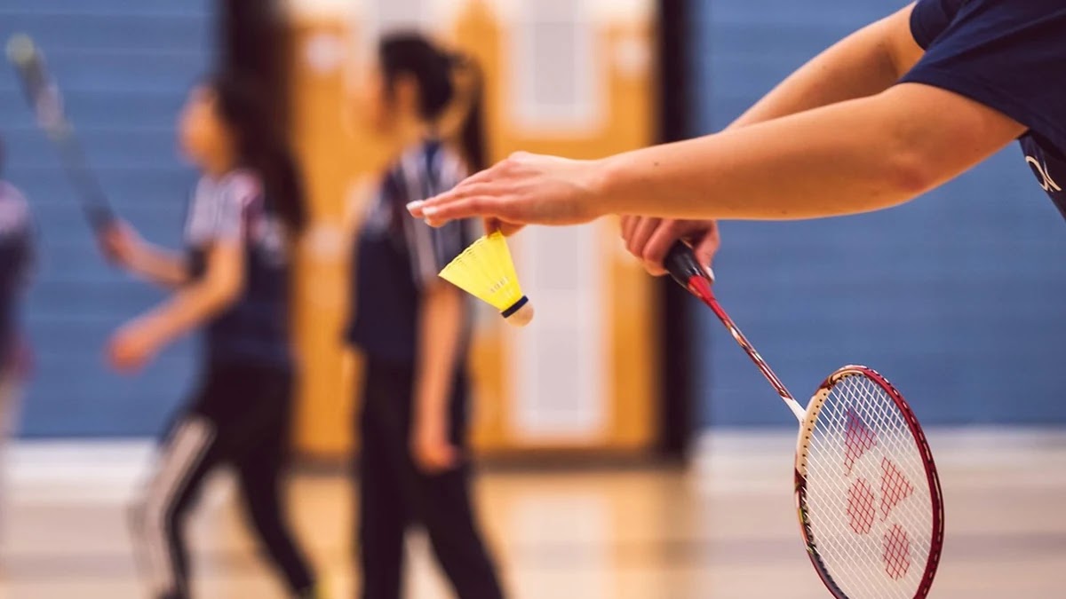 배드민턴 서브 규칙과 반칙 사례별 대응 방법