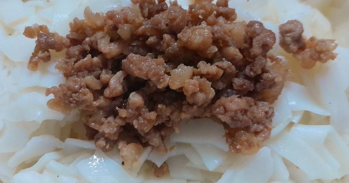 Mì lá tươi trộn thịt băm