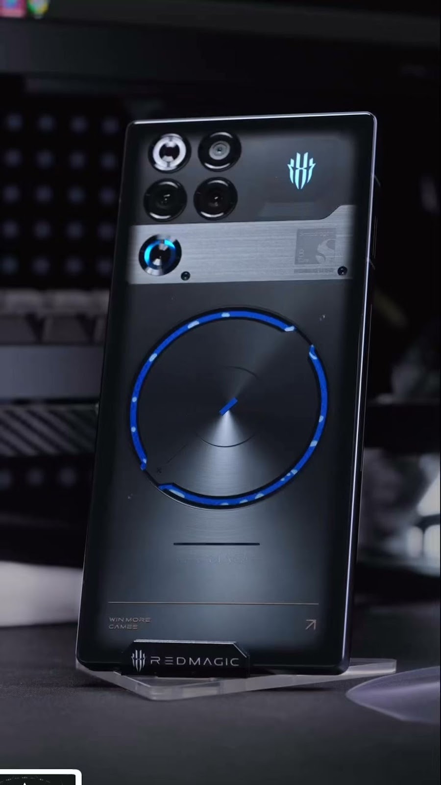 REDMAGIC 11S Pro xuất hiện với thiết kế trong suốt đậm chất gaming #REDMAGIC #REDMAGIC11SPro #Nubia #GamingPhone #Snapdragon8EliteGen5 #Android #CôngNghệ #ĐiệnThoạiGaming #QueenMob