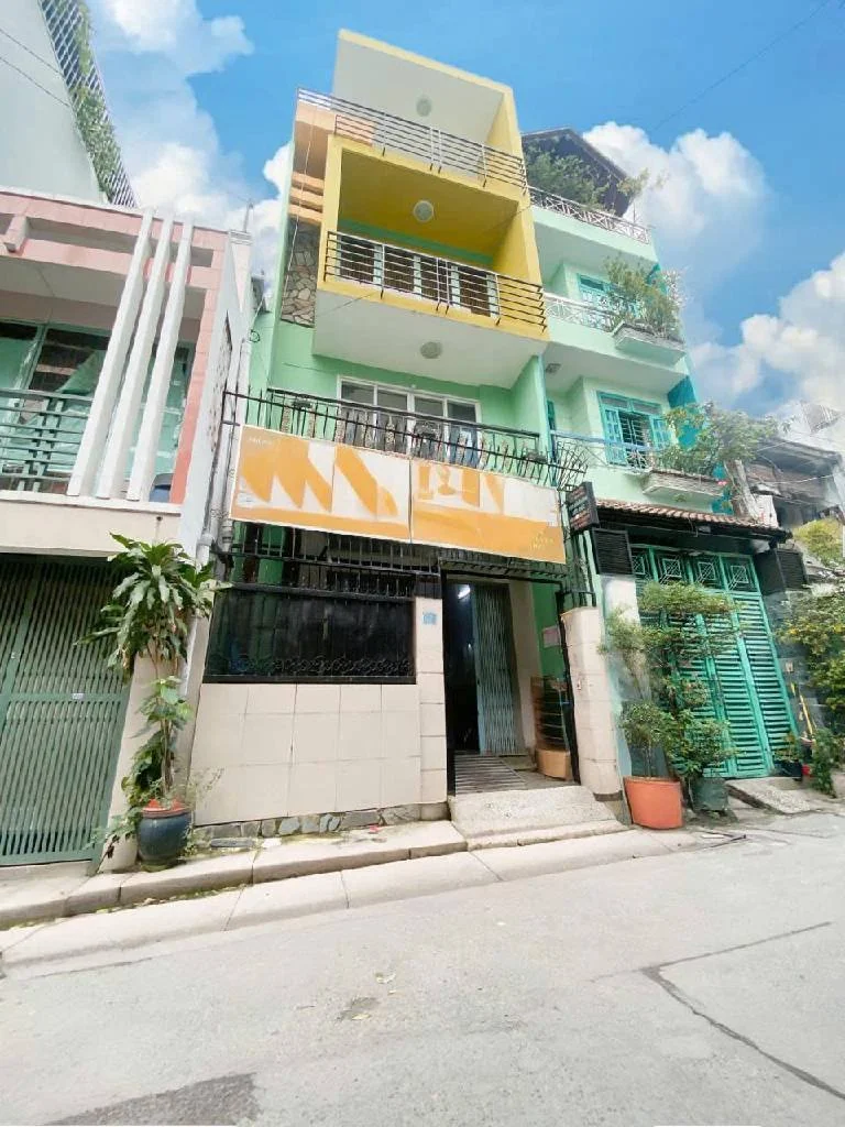 Bán nhà 4,8X14m, 4 Tầng Hẻm nhựa 7m LẠC LONG QUÂN ,TÂN BÌNH