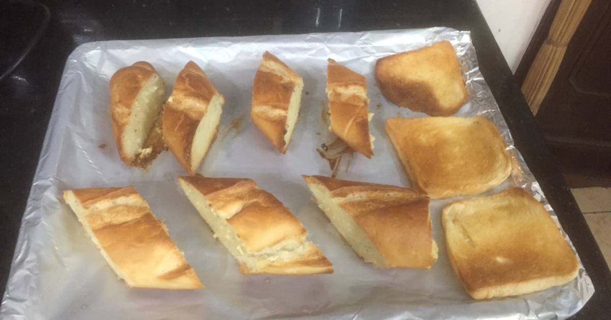 Bánh mỳ nướng bơ tỏi