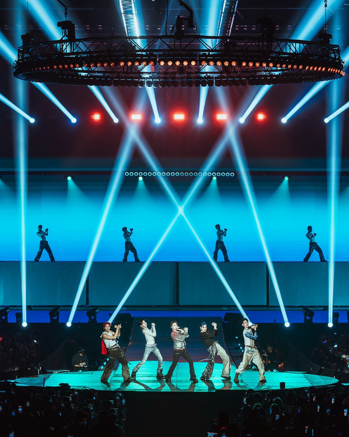 “PERSES UNCENSORED CONCERT” ปลดล็อกทุกตัวตนแบบไม่มีกั๊ก!  5 หนุ่ม PERSES โชว์ศักยภาพรอบด้าน จัดเต็มทุกโชว์สุดพลัง เปิดทุกมุมที่ไม่เคยเห็น ภาพที่ 31