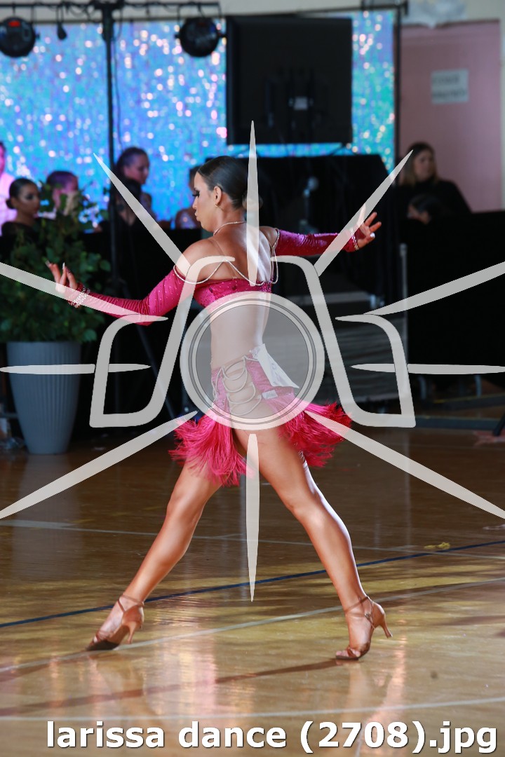 larissa dance (2708).jpg