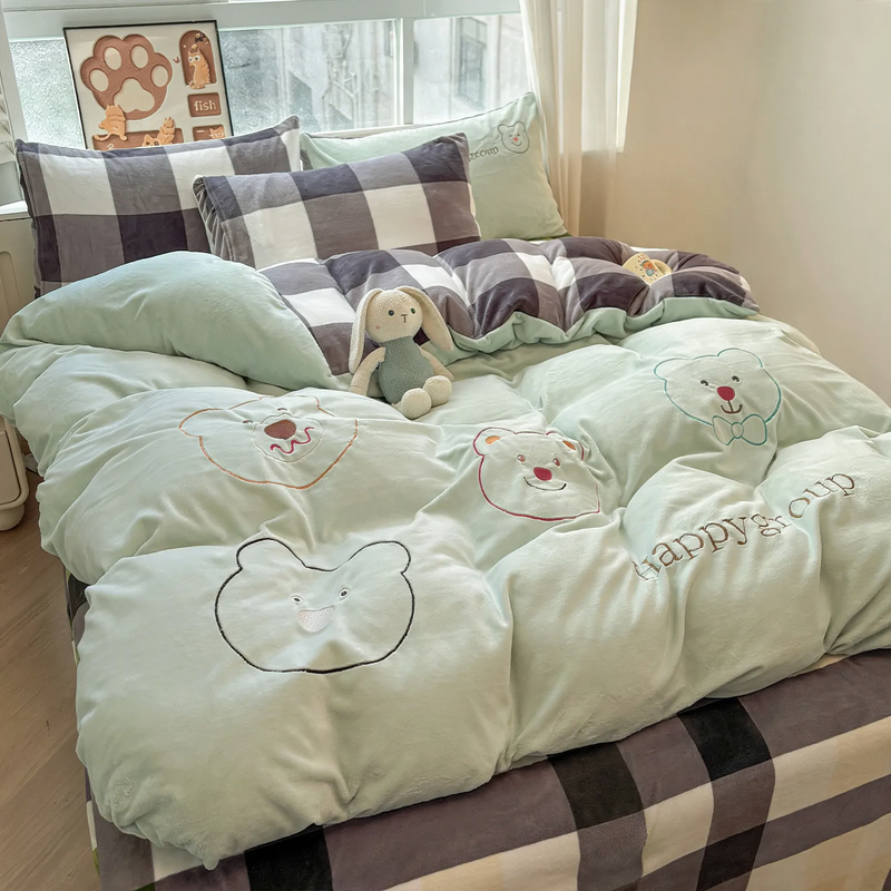 Winter bedding set made of milk fiber fleece, double-sided