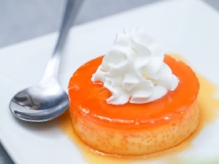 Hoàn thành rồi! Nếu không có lò nướng bạn có thể cho khuôn flan vào nồi hấp nhé!