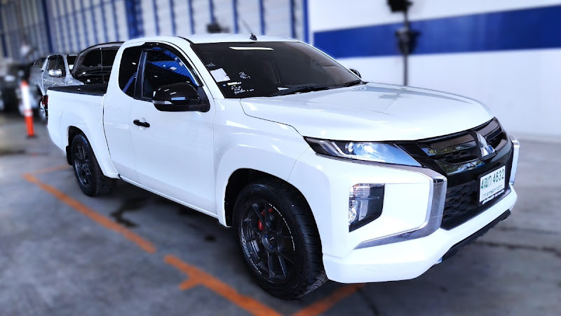 MITSUBISHI TRITON 18-23