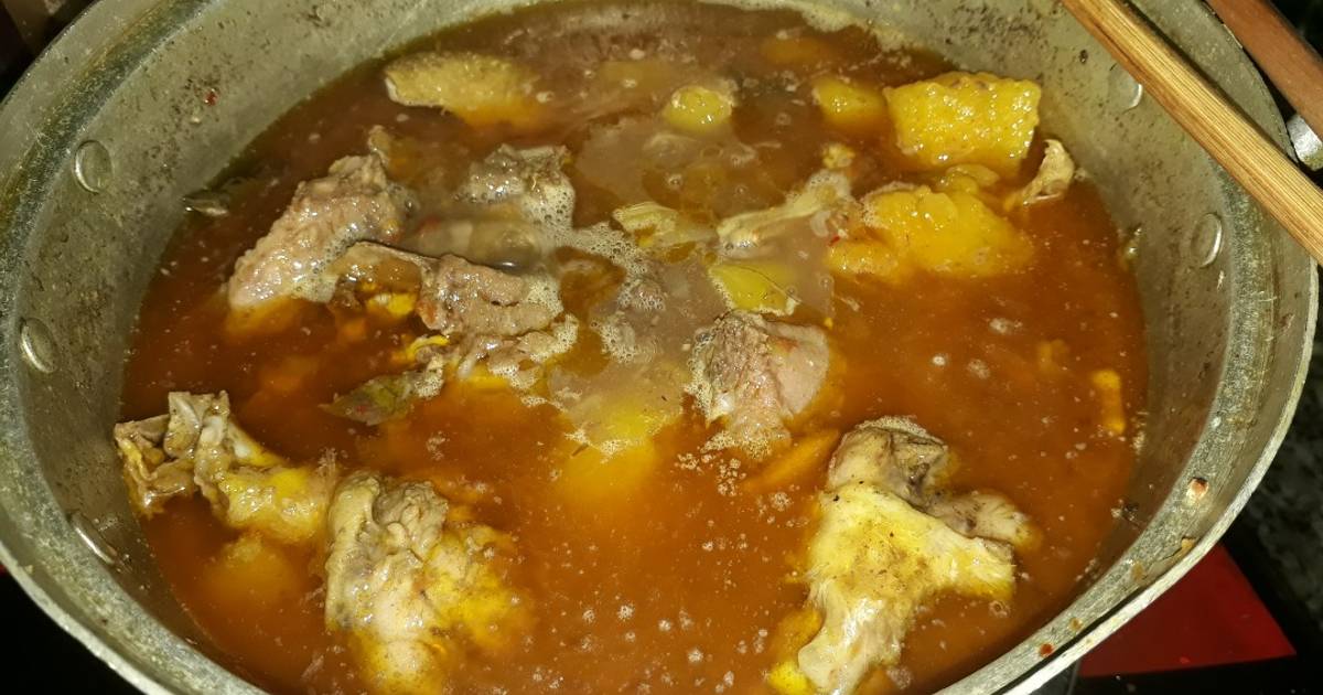 Vịt hầm đu đủ xanh và sa tế sả ớt