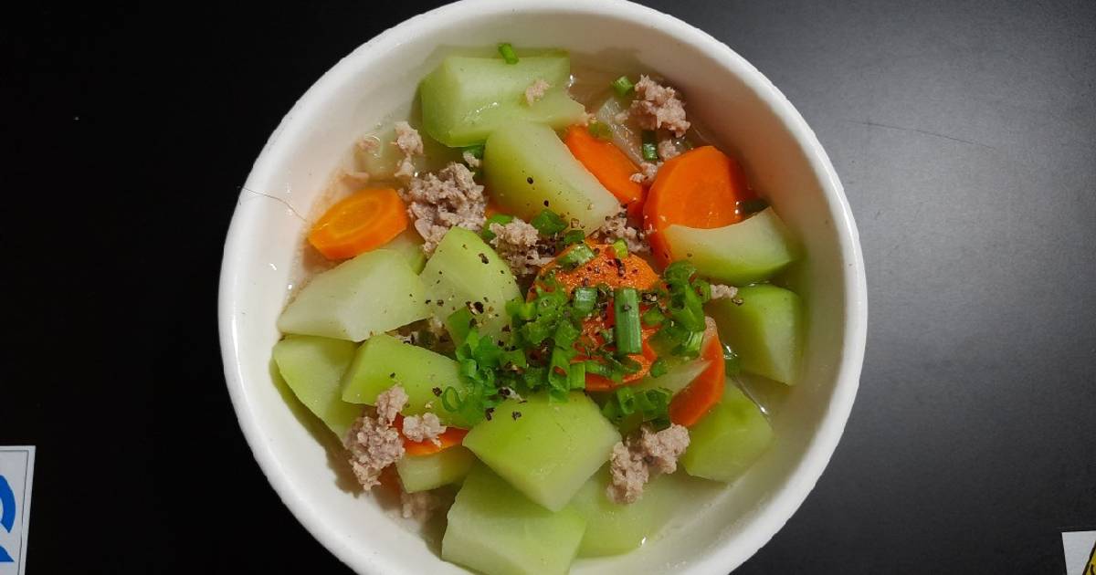 Canh su cà rốt nấu thịt băm