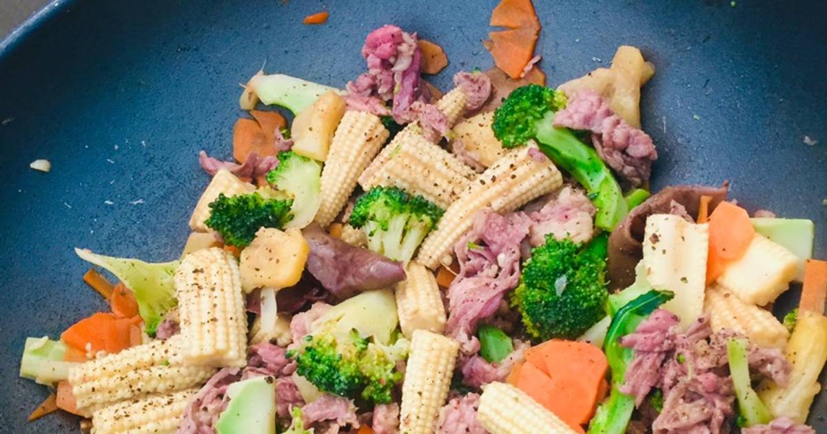 Bò xào bắp non thập cẩm