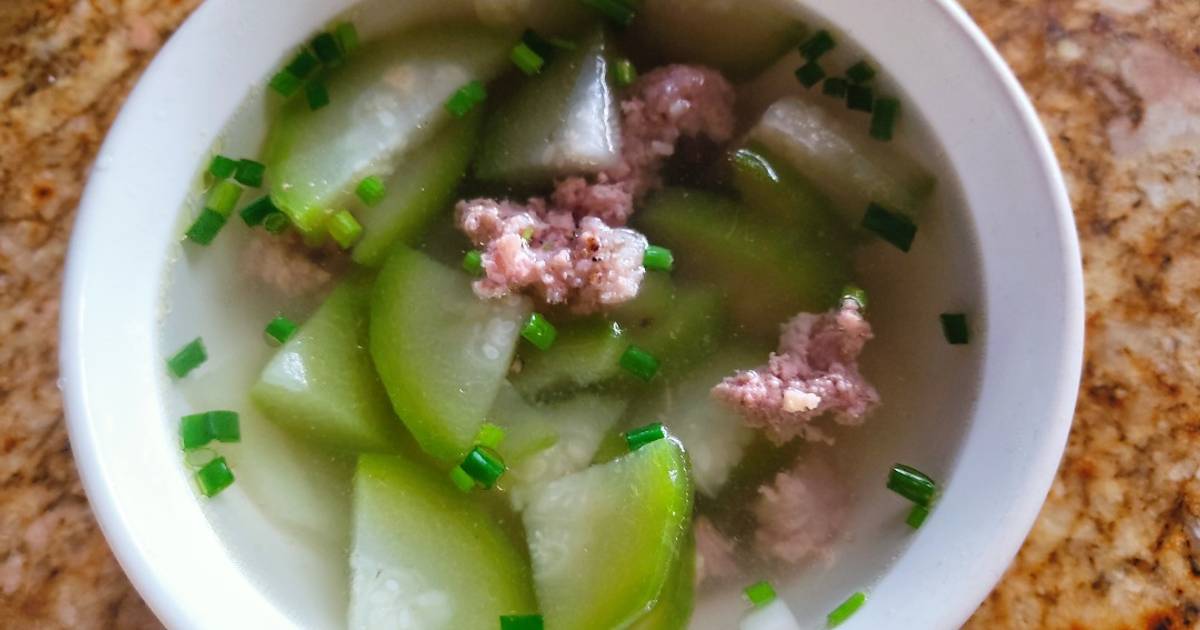 Canh bí đao thịt bò bằm