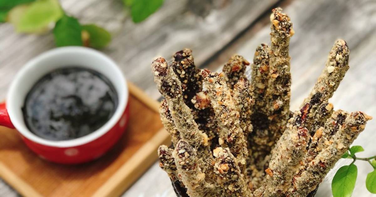 Bánh que sốt socola phủ hạnh nhân