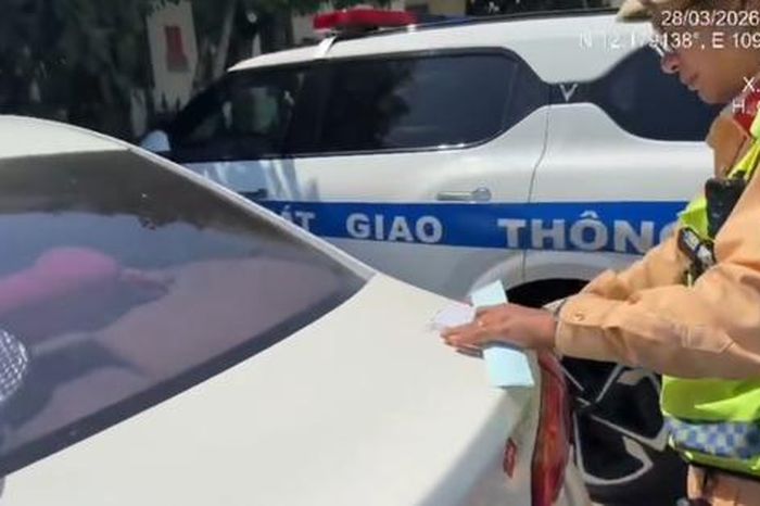 'Lời nhắn' nghiêm khắc chuyển đến các tài xế lưu thông trên đường cao tốc Vĩnh Hảo - Phan Thiết - Báo Người Lao Động