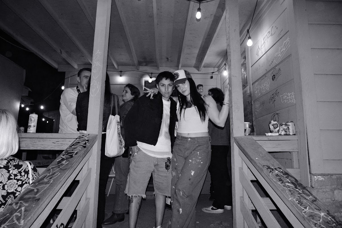 @tlau.photos_thelostandunfounds_2026-03-14_austin_last_night_noir_024