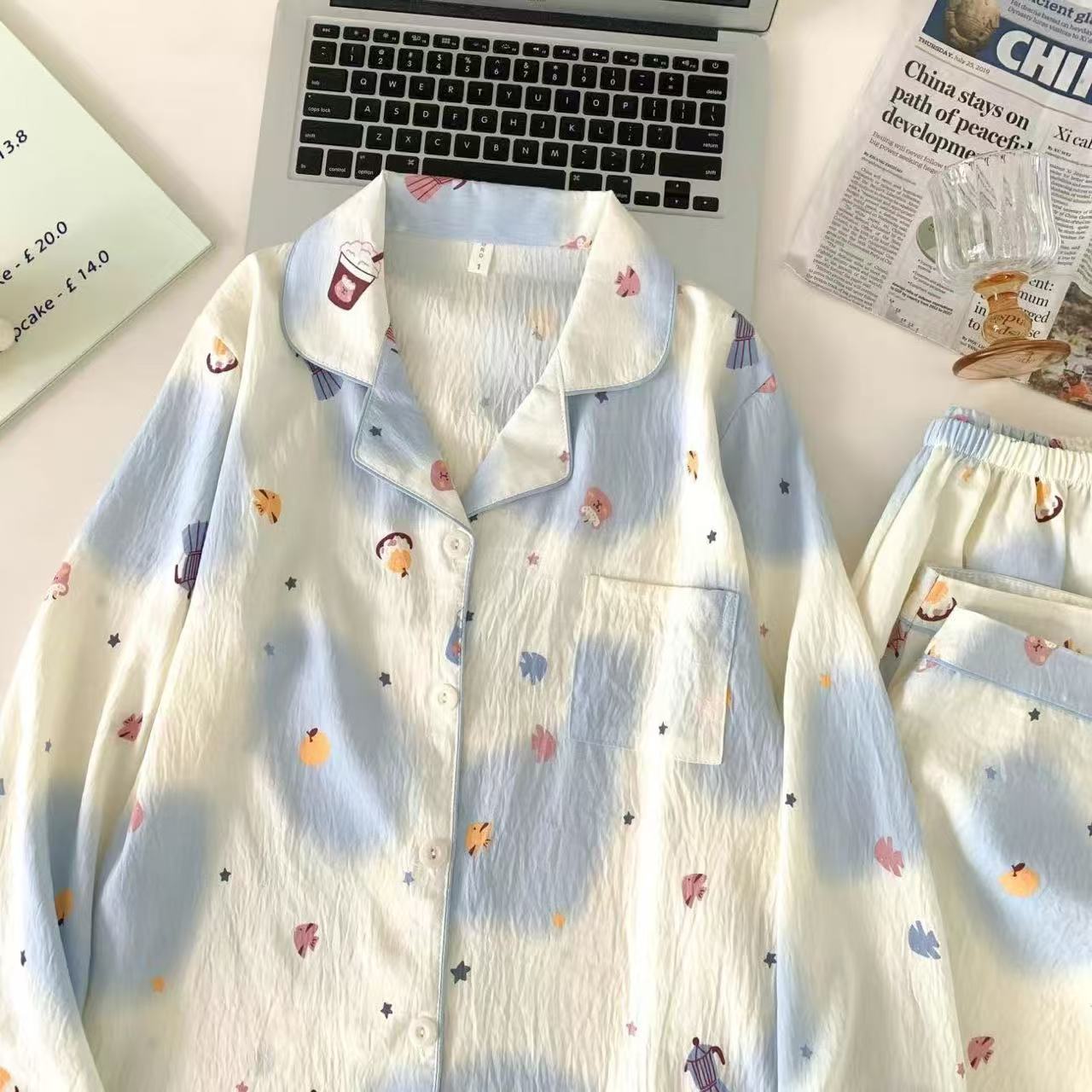 Women's Pajama Set made of soft cotton