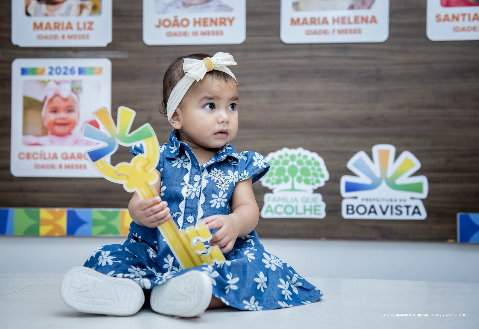 Mãe e bebê prefeita participam de solenidade da Semana do Bebê e Selo UNICEF na sede do Família Que Acolhe em Boa Vista.