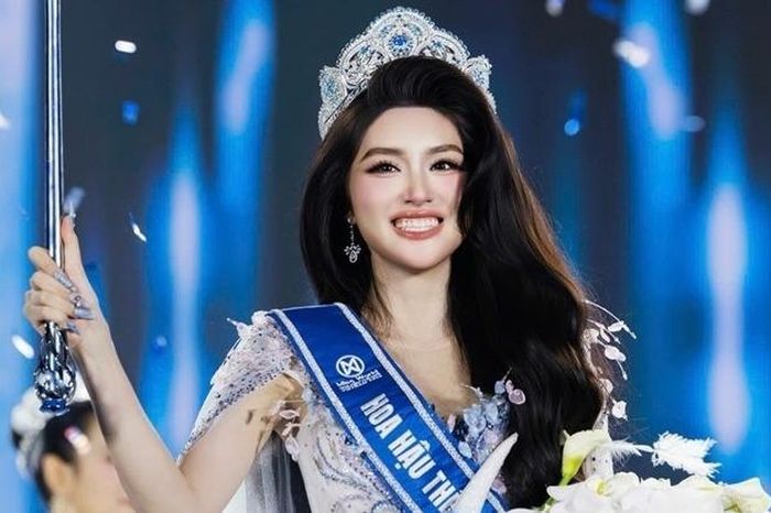 Cô gái từ top 10 Hoa hậu Việt Nam 2022 đăng quang Miss World Vietnam 2025 là ai? - Báo VietnamNet