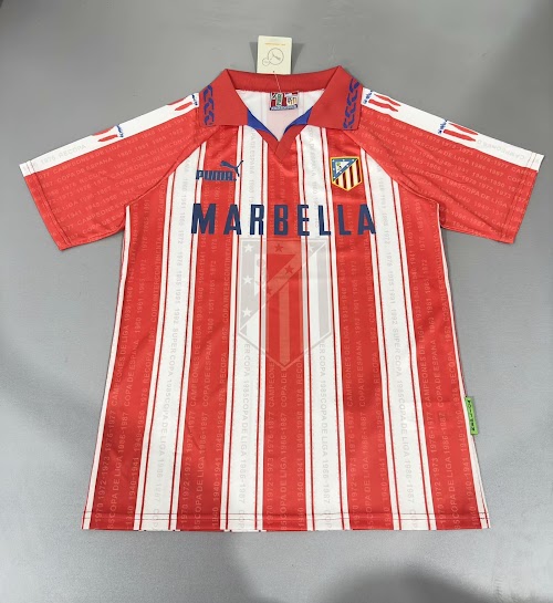 Camiseta de local del Atlético de Madrid 1995-96.jpeg